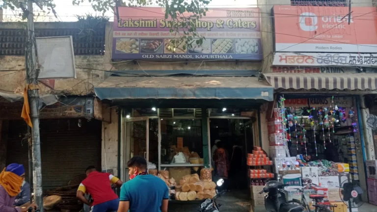 Lakhsmi sweet shop kapurthala